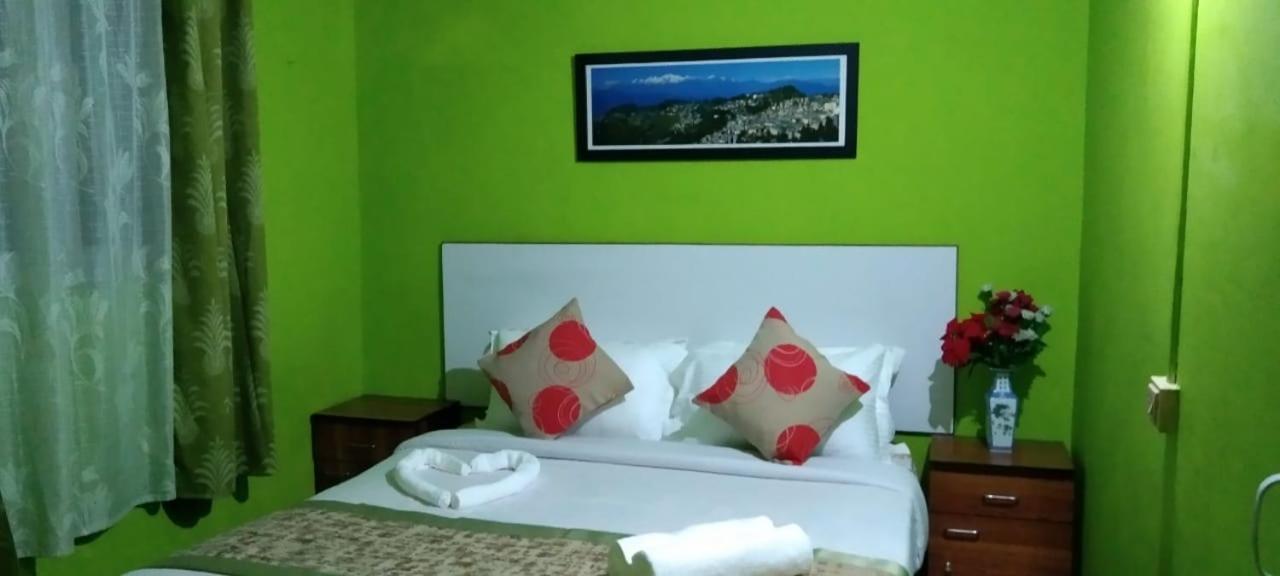 Beverly Hills Home Stay Darjeeling  Exteriör bild