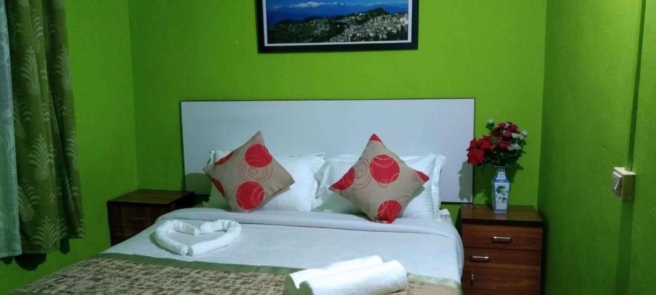 Beverly Hills Home Stay Darjeeling  Exteriör bild