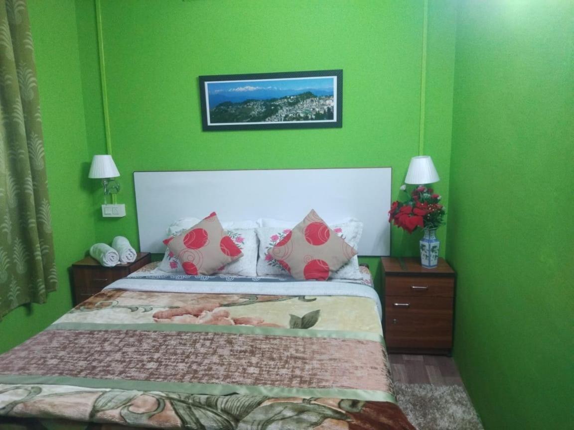 Beverly Hills Home Stay Darjeeling  Exteriör bild