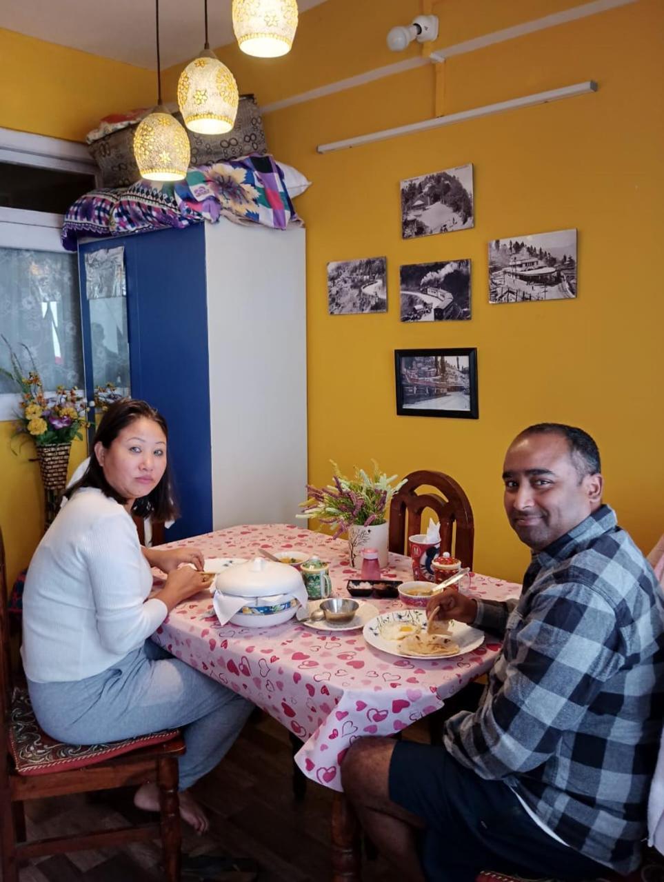 Beverly Hills Home Stay Darjeeling  Exteriör bild