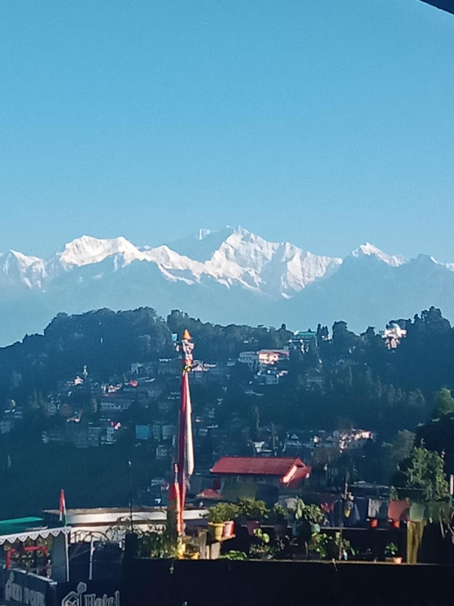 Beverly Hills Home Stay Darjeeling  Exteriör bild