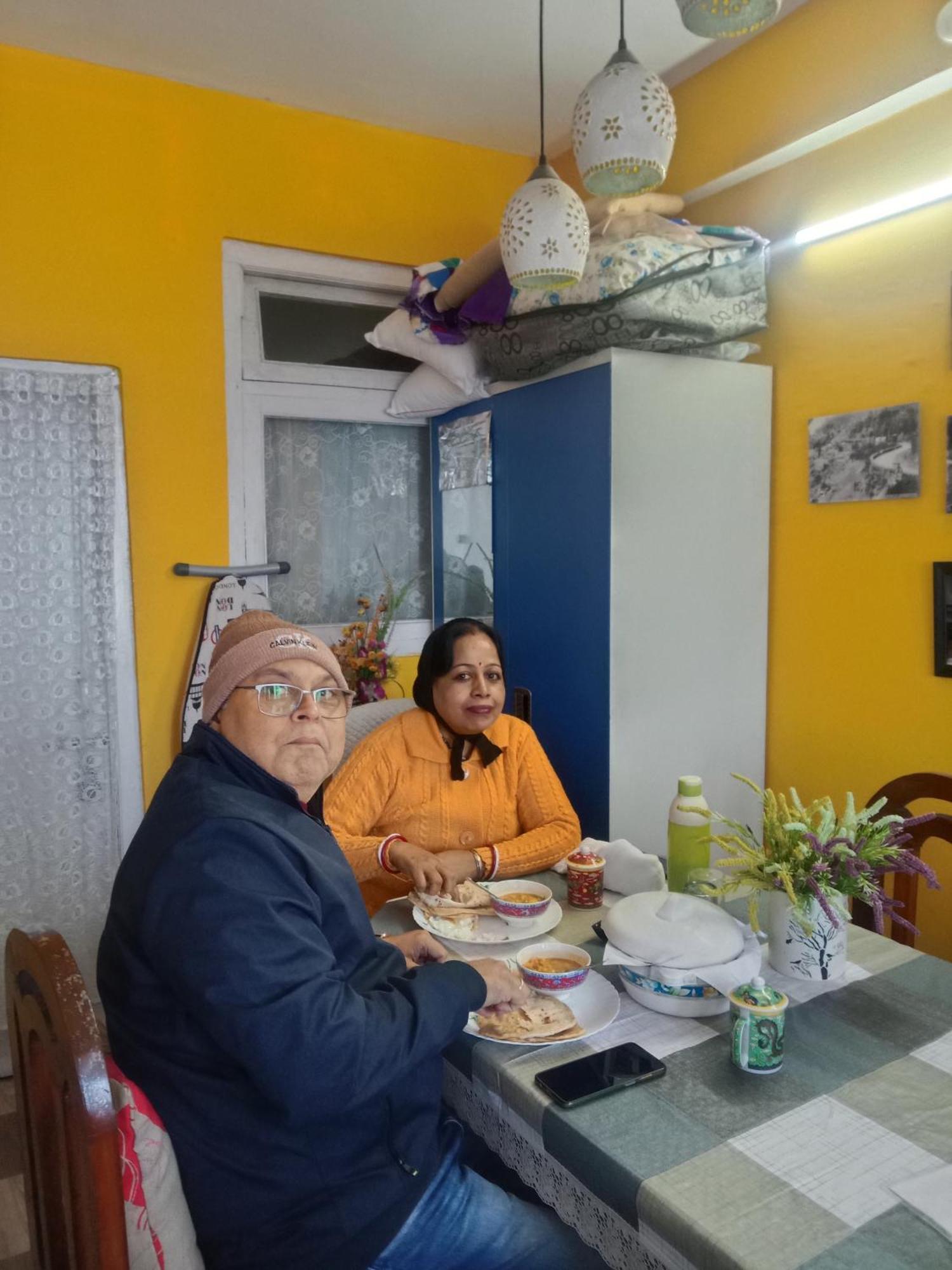 Beverly Hills Home Stay Darjeeling  Exteriör bild