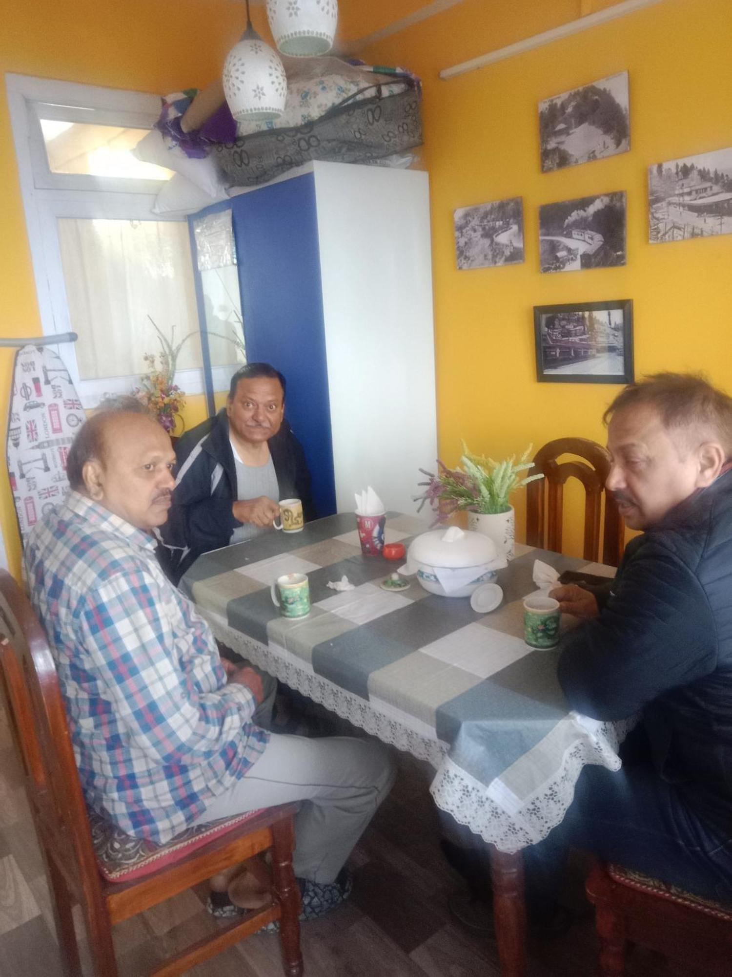 Beverly Hills Home Stay Darjeeling  Exteriör bild